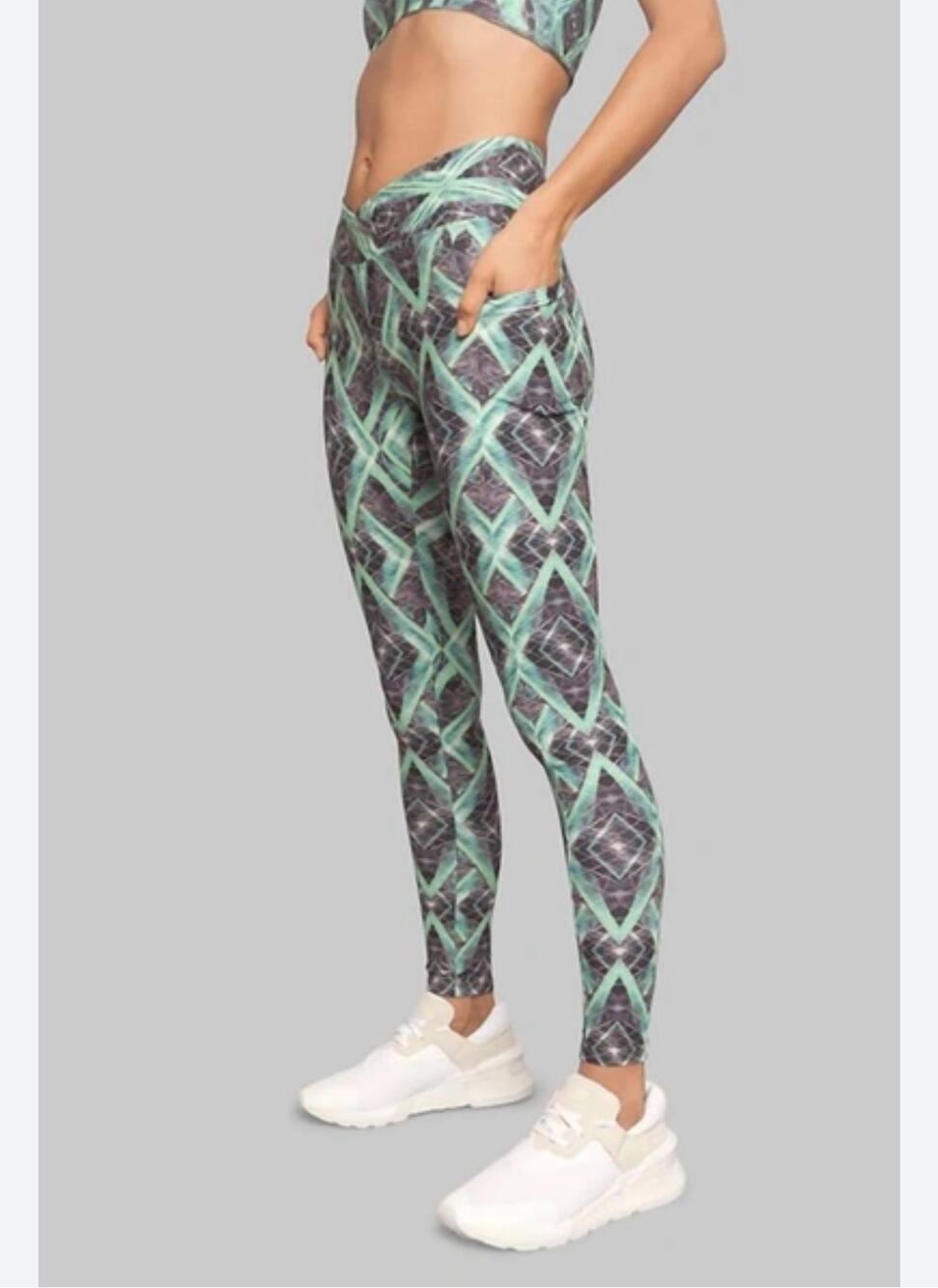 Wolven Jungle Helix Crossover Pocket Leggings
